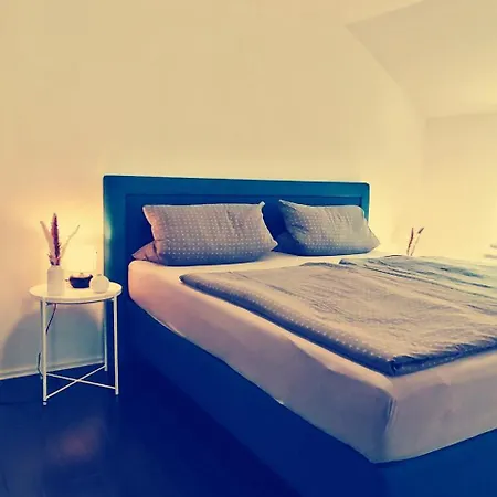 Daire Sleep Well - Tempur Beds- Neu - Lage - Free Parking - Wifi