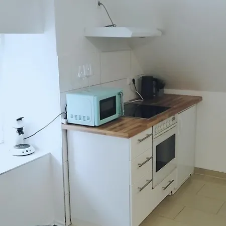 Sleep Well - Tempur Beds- Neu - Lage - Free Parking - Wifi * Detmold