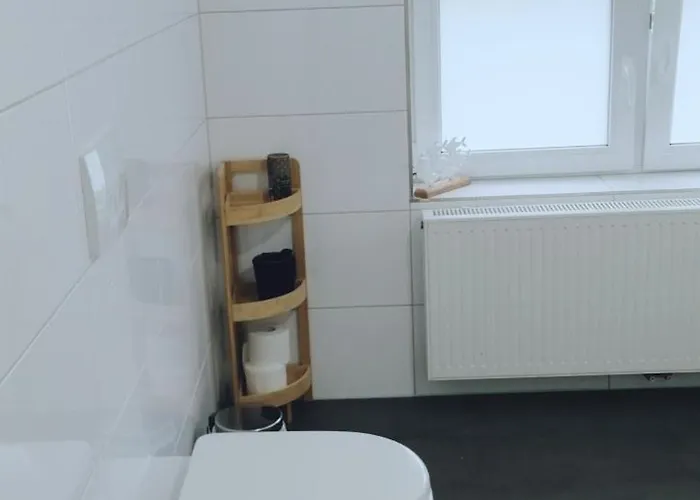 Appartement Sleep Well - Tempur Beds- Neu - Lage - Free Parking - Wifi *