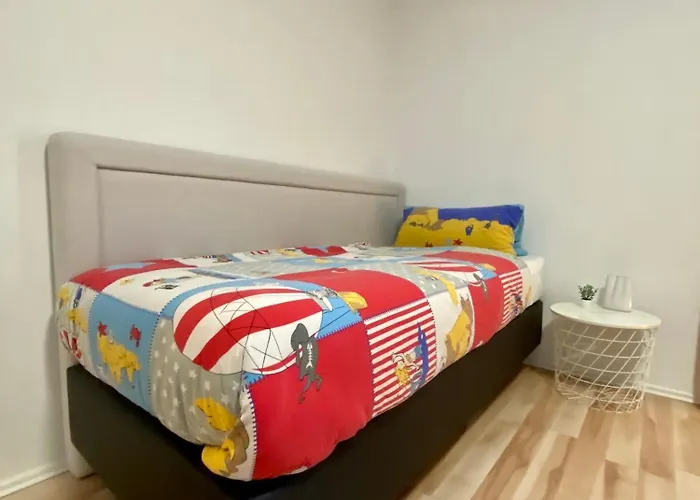 Sleep Well - Tempur Beds- Neu - Lage - Free Parking - Wifi