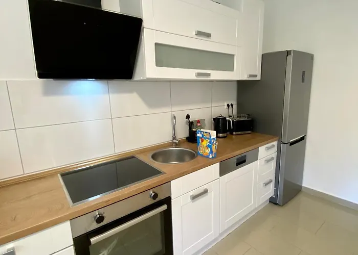 Sleep Well - Tempur Beds- Neu - Lage - Free Parking - Wifi Detmold